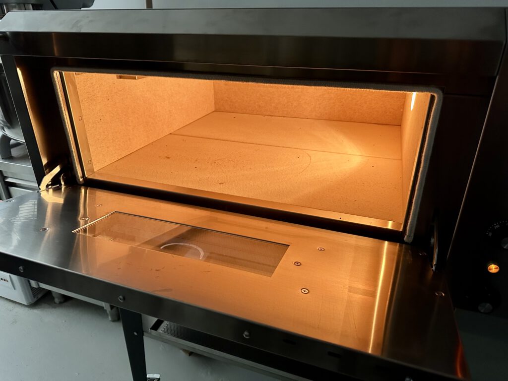 Brotbackofen offen